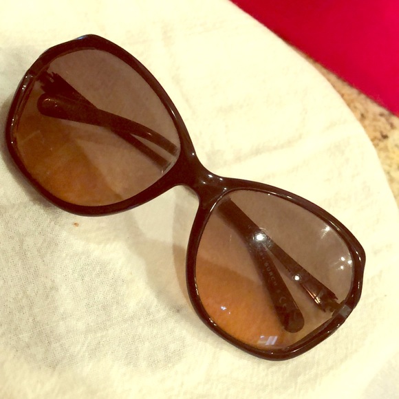 Tory Burch Accessories - Tory Burch big fame sunglasses
